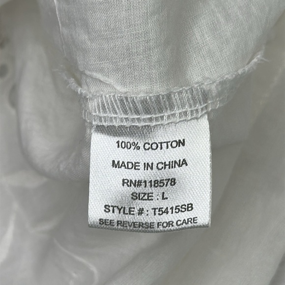 Haute Project Women’s White Eyelet Off-Shoulder Top Large - Picture 8 of 10